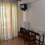40 Platania Hotel