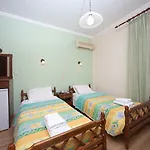 40 Platania 2* Loutra Edipsou (Evia)