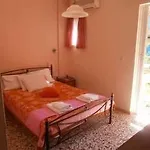 Hotel 40 Platania 2*