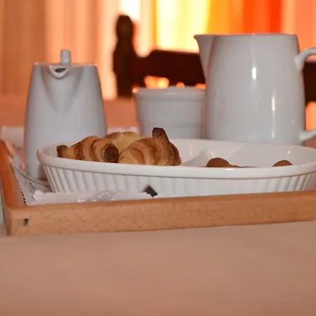 40 Platania Hotel 2*