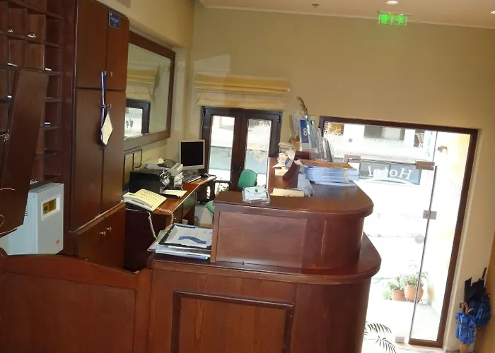 Hotel 40 Platania 2*