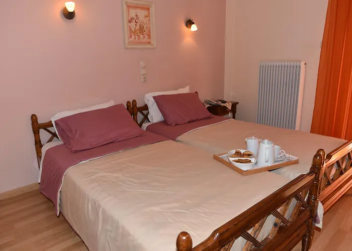 40 Platania 2* Loutra Edipsou (Evia)